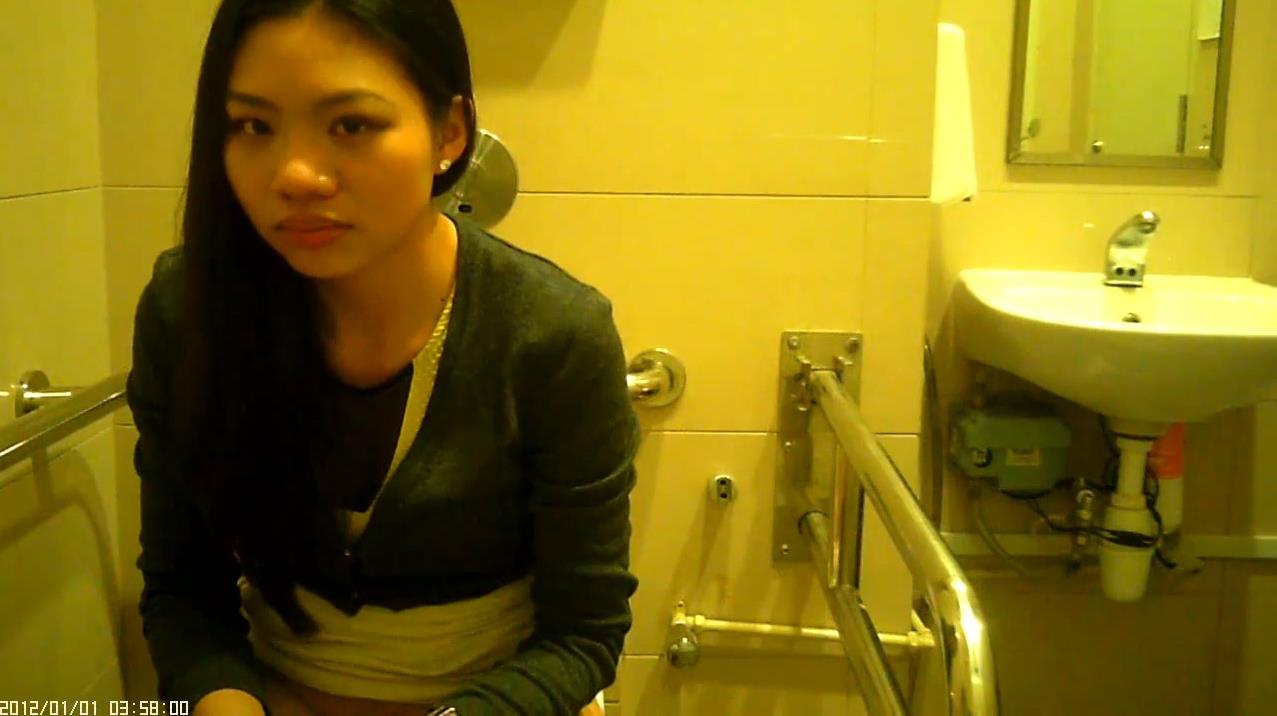 Singapore Female Toilet 34